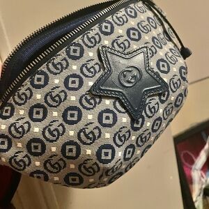 Authentic Gucci kids star belt bag with original material papers
